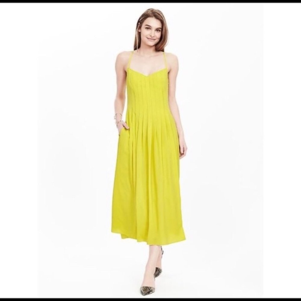 Banana Republic Yellow Midi Dress w/ Pockets!